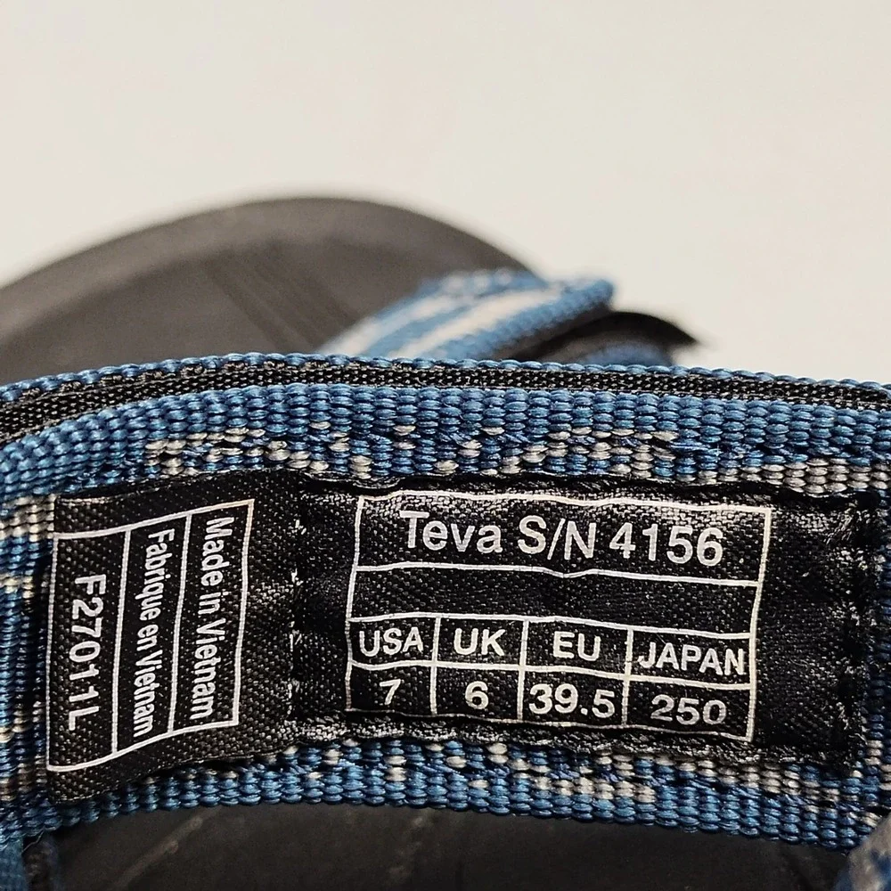 Teva Hurricane XLT2 Water Sport Sandals Mens 7 Multi Geometric Hook & Loop 4156